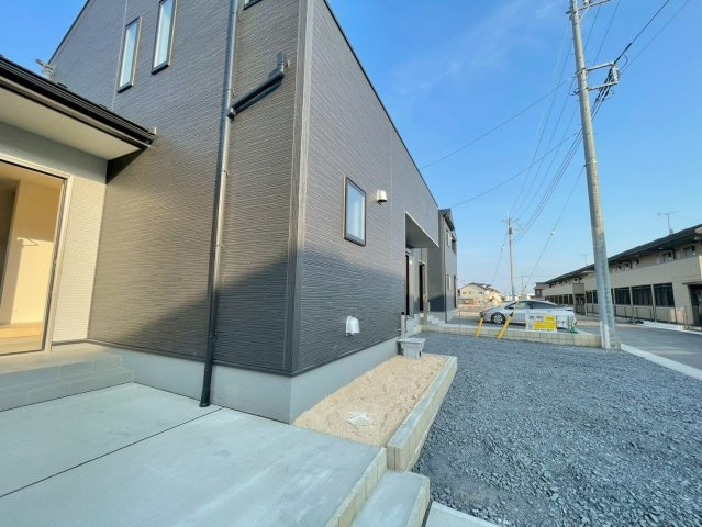 ひたちなか市田彦10期　新築戸建の前面道路含む現地写真|本日のご見学も可能です♪
お気軽にお電話またはお問い合わせください。