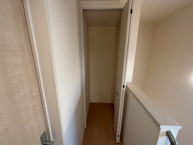 ひたちなか市田彦10期　新築戸建のその他|収納が廊下にあると家族みんなで使えて便利です◎