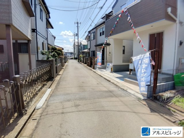 新築／ふじみ野市亀久保第二の前面道路含む現地写真|前面道路幅4ｍ