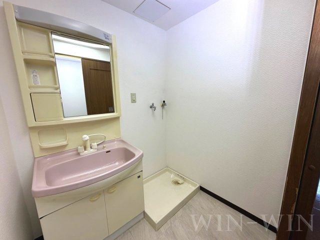 プリマベールの独立洗面台|イメージ（同建物内別部屋の写真です）