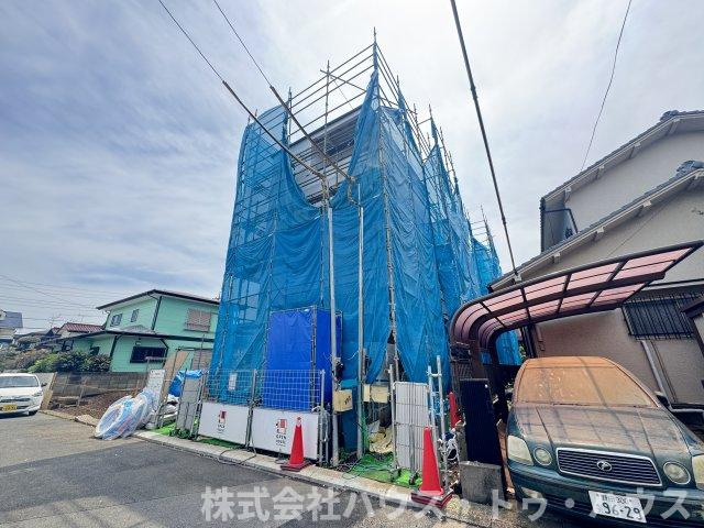 Fiorito六実のエントランス