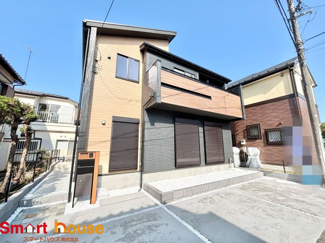 相模原市南区鵜野森　新築1棟の前面道路含む現地写真|お住まいの前面道路が広いと駐車が楽になり、陽当たりも遮られないので明るく居心地の良いお家になります♪