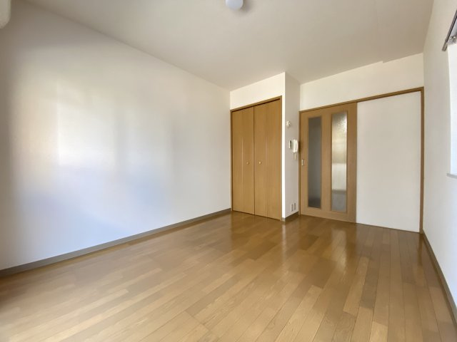 【寝室】