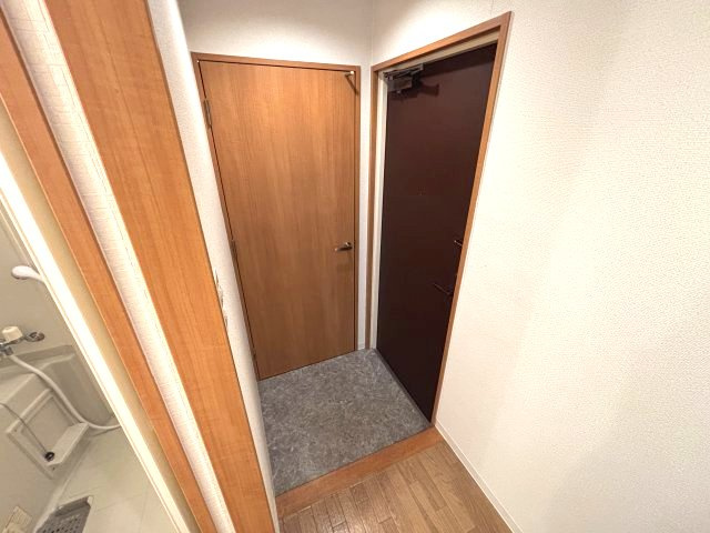 甲南タマタニマンションの玄関