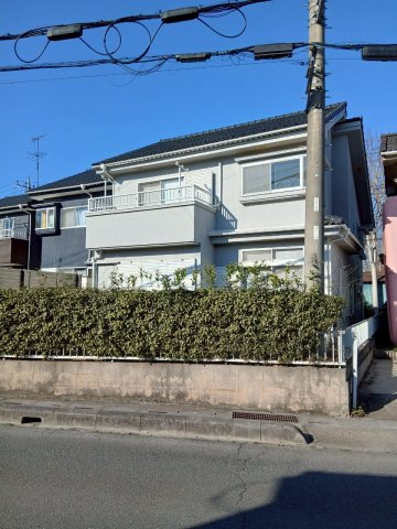 東松山市大字石橋中古戸建の前面道路含む現地写真