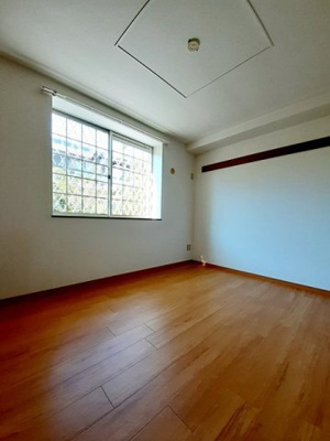 【内装】 | エモーション－２１