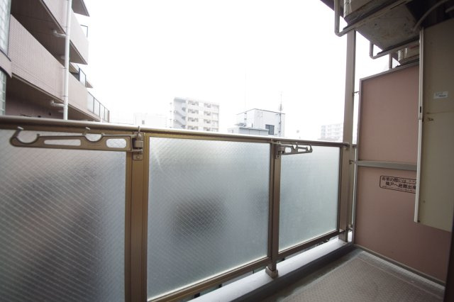 【バルコニー】