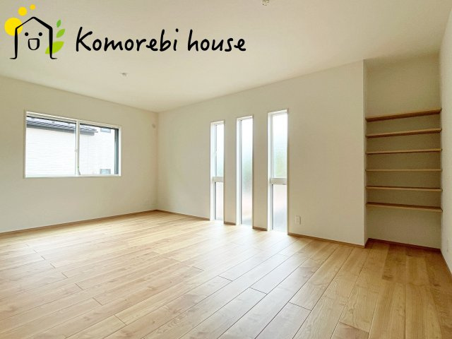 伊奈町寿　新築一戸建て　タマタウン　01の居間・リビング|居間です