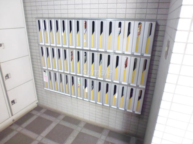 フラタニティ赤羽のその他共用部分|メールBOX完備☆