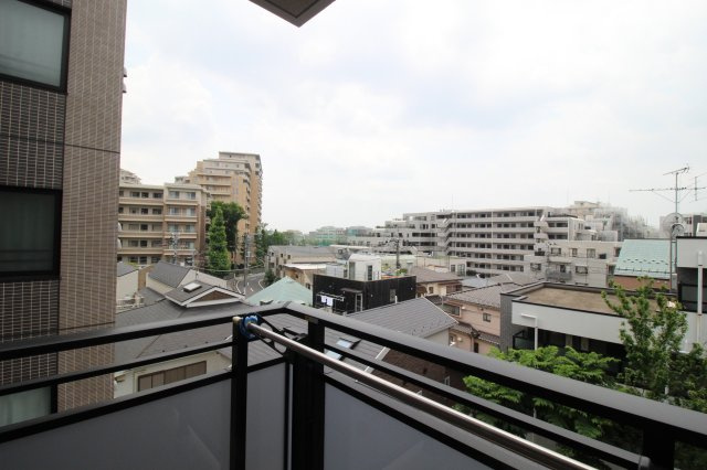 レ・ジェイド桜上水ティアラの展望