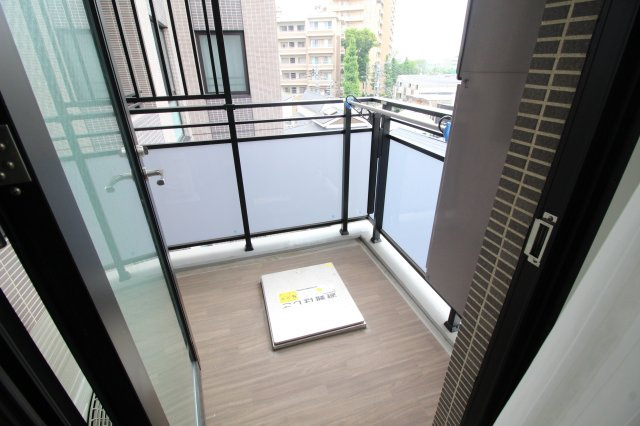 レ・ジェイド桜上水ティアラのバルコニー