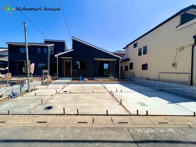 西区二ツ宮②　新築平屋戸建　リーブル02の駐車場