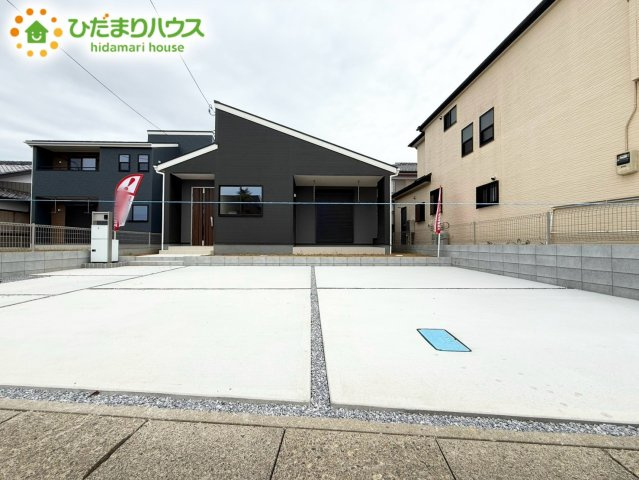 西区二ツ宮②　新築平屋戸建　リーブル02の駐車場