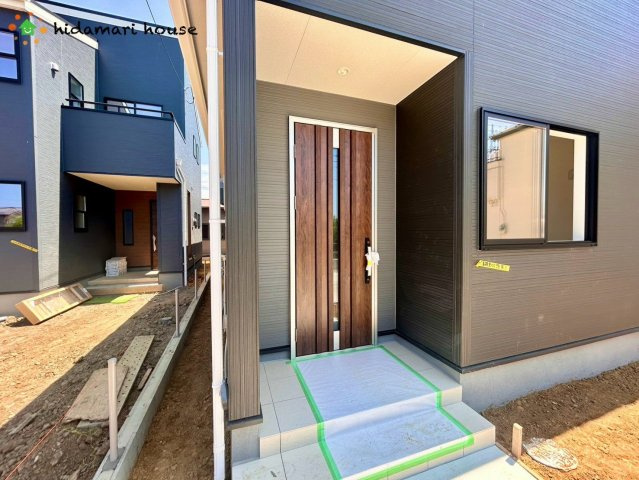 西区二ツ宮②　新築平屋戸建　リーブル02の玄関