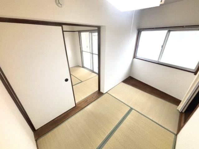 西灘マンションの和室