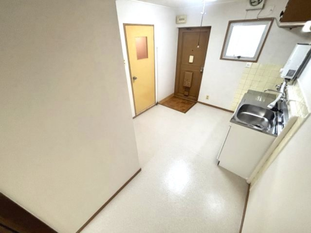 西灘マンションの内装