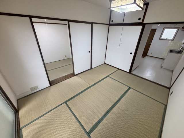 西灘マンションの和室
