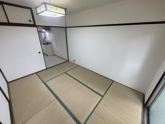 西灘マンションの和室