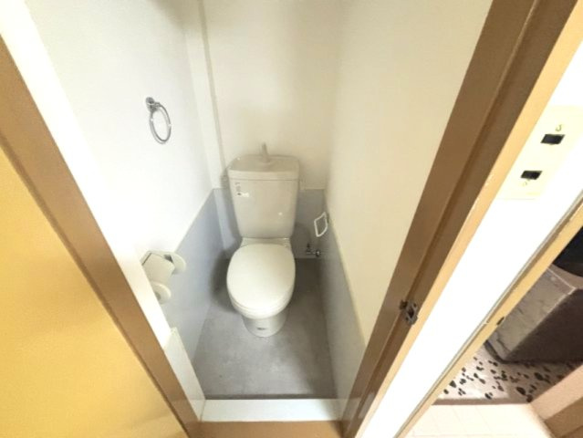 西灘マンションのトイレ