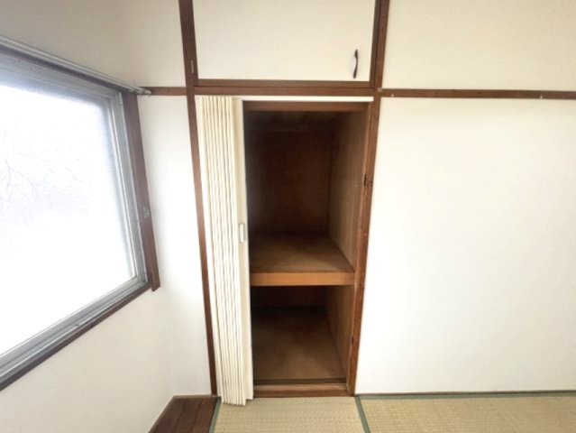 西灘マンションの収納