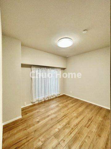 ゾンネンハイム北砂の子供部屋|【子供部屋】お子様を持つ家庭の約6割が「家族や子どものため」に購入を希望。入学後の転校を避け、広い空間でのびのび育てたいなどの親心が、家探しのきっかけになっているようです。