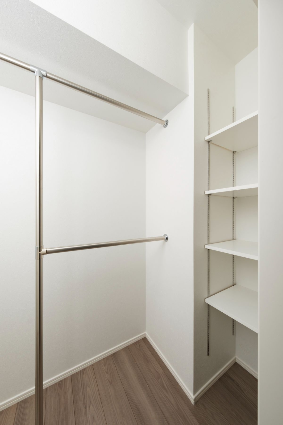 新品家具付きマンション博多駅南13B(KaGood福岡)の収納