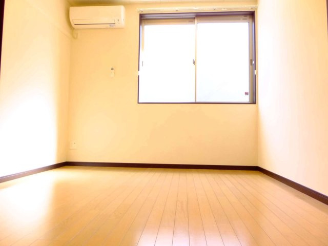 レオネクスト桜坂の居間・リビング