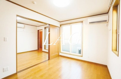 【居間・リビング】 | ニレの木 | 洋室のお部屋です。