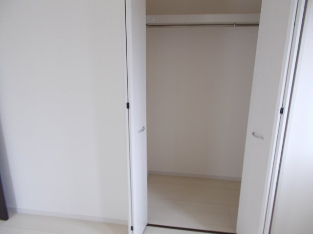 第５沼田市高橋場町　新築戸建　１号棟の収納|２階洋室②収納です