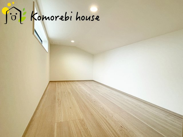 伊奈町寿　新築一戸建て　タマタウン　02の収納|小物を収納するのに便利です