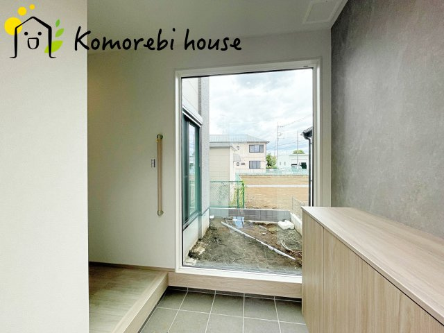 伊奈町寿　新築一戸建て　タマタウン　02の玄関|毎日通る玄関はこちらです