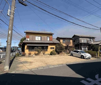 敷地面積99坪　売地　川越市小堤の外観|外観　上物有の現況渡し（未登記建物有）敷地面積９９坪以上！建築条件なし！