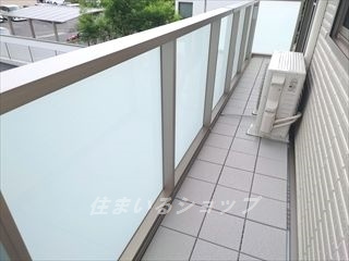 広島市安佐北区可部南２丁目のアパートのバルコニー