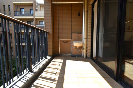 パークシティ浜田山E棟のバルコニー