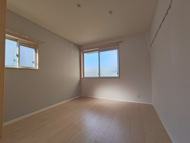 豊川モリハイツA棟の洋室