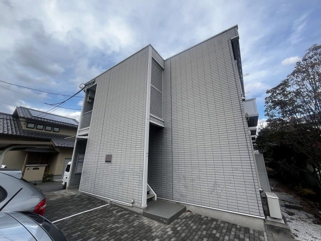 レオパレスＥａｓｔＧａｒｄｅｎの外観