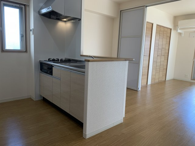 ＳＯＬＡＲＥ（ソラーレ）のキッチン