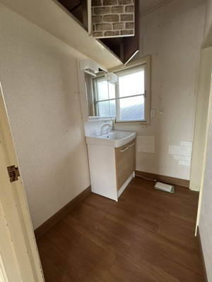 【独立洗面台】 | 吉野売家