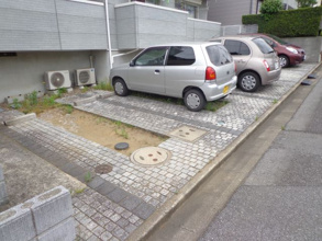 【駐車場】