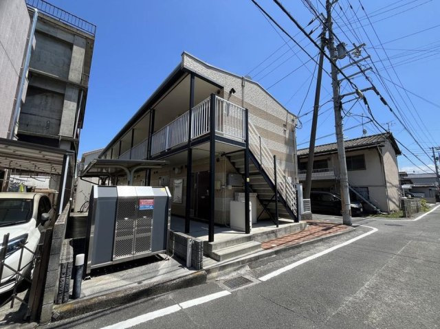 レオパレスラ　プランタン　Ⅱの外観