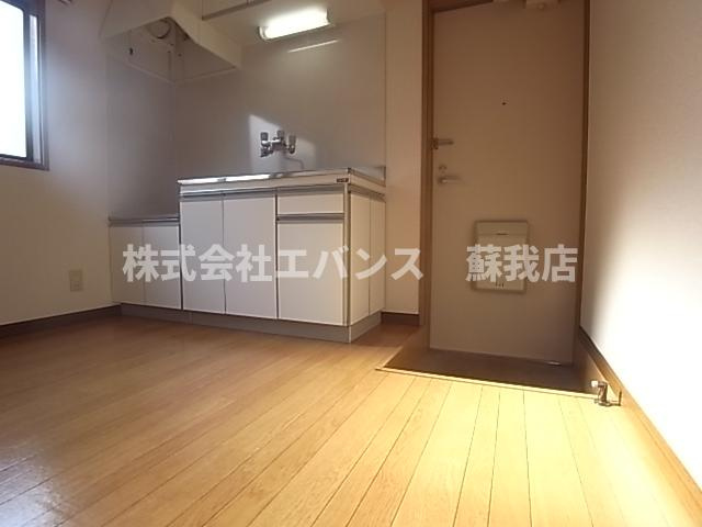 【居間・リビング】 | コスモパレス平塚 | おしゃれなリビングです