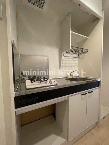 ＳＨＩＮＥ＆ＳＨＩＮＥ５５のキッチン