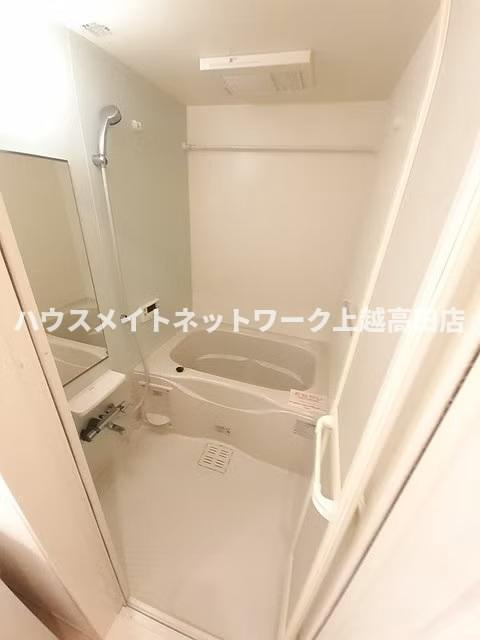 アウローラⅢの浴室|追焚機能付