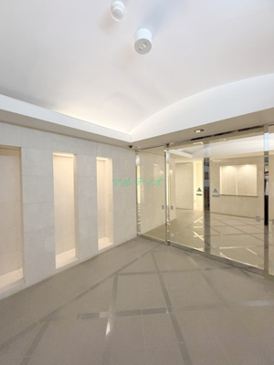 【エントランス】 | バンクサイドコート常盤