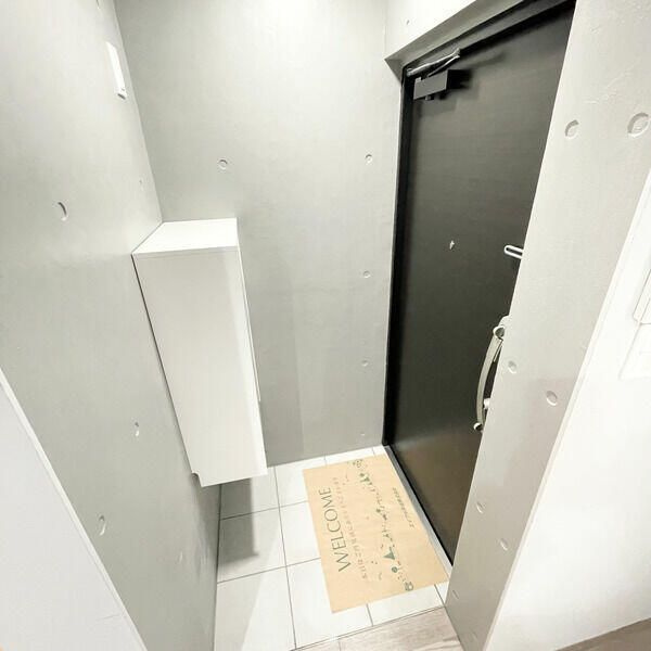 プランドール浅草の玄関