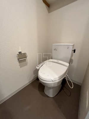 【トイレ】 | ルクレ西長堀 | ルクレ西長堀　温水洗浄便座