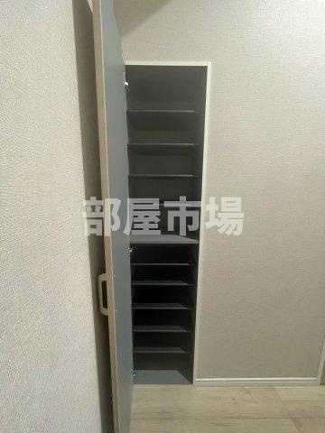 AXIS東浅草の玄関|シューズボックス