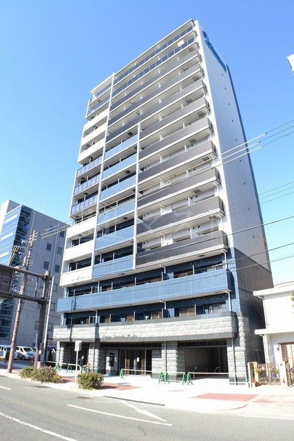 プレサンス玉造ザライブの外観