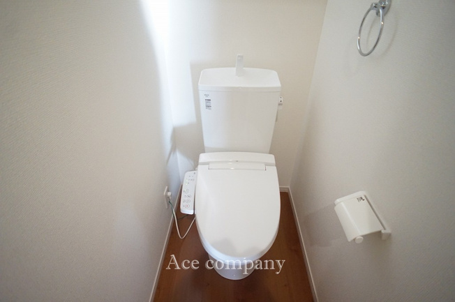 【トイレ】 | 八尾市刑部4丁目 | トイレは1階と2階の各階に完備♪ともに同仕様のシャワートイレです☆
