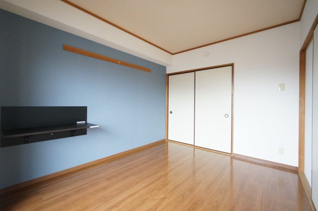 クレスト南町の洋室|お電話でのご予約がスムーズです！